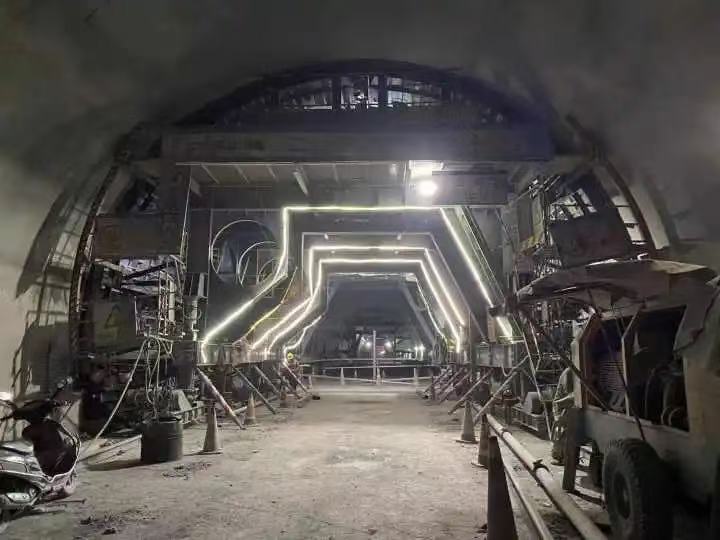 临建高速临安段桥染穿线管网配套项目