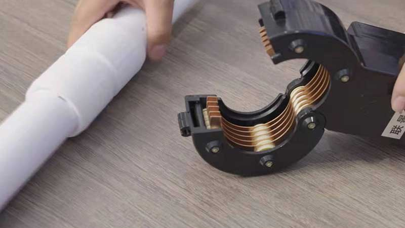 联景PSP钢塑复合压力管专用管帽购买推荐,连接简单高性价比(图3) 联景PSP钢塑复合压力管管件连接简单.png