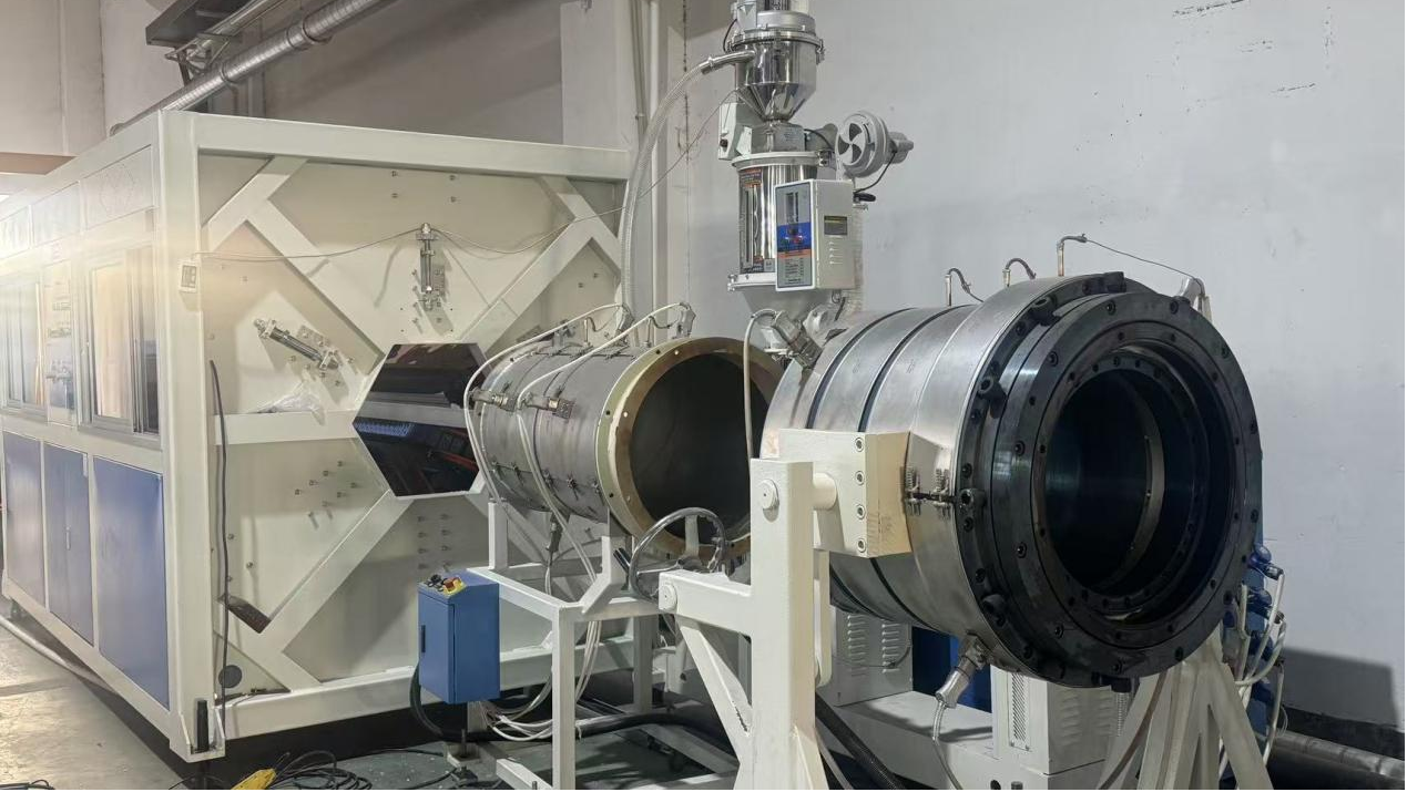 联景PSP钢塑复合压力管管件-转换接头,赋能管道一体化连接(图5) 联景管道加工车间.png