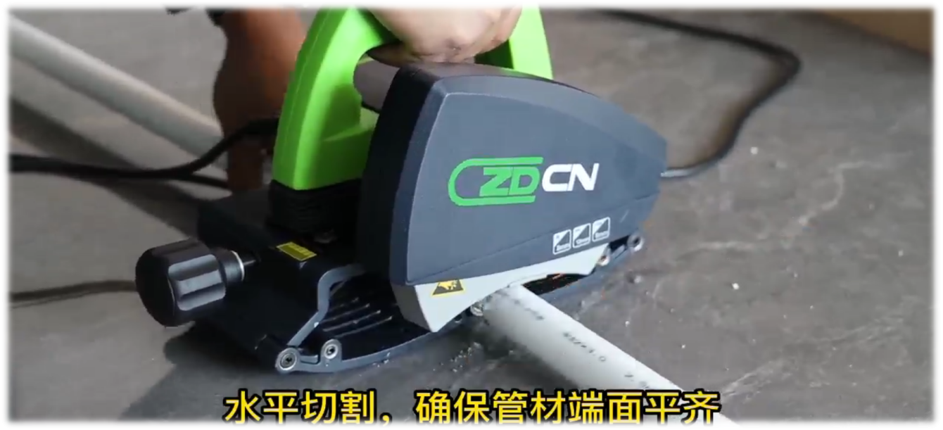 化工管道PSP钢塑复合管安装要求 浙江联景防腐蚀施工方案(图4) 浙江联景PSP钢塑复合管施工管材切割.png