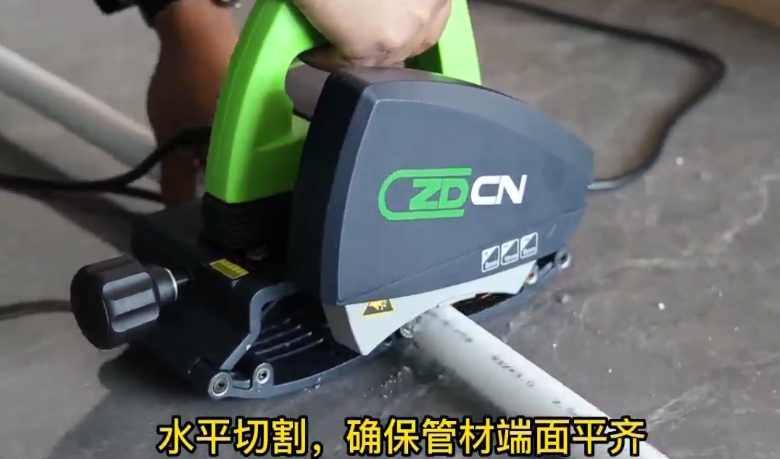 浙江联景PSP钢塑复合管施工管材切割.png